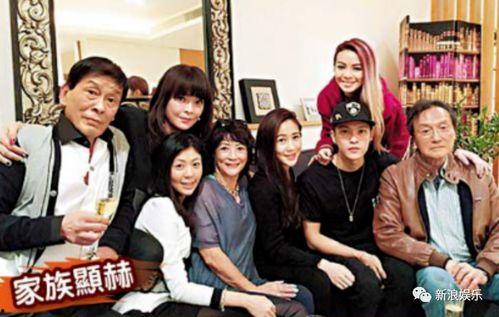 闺蜜谈话吃瓜,揭秘娱乐圈那些不为人知的幕后故事